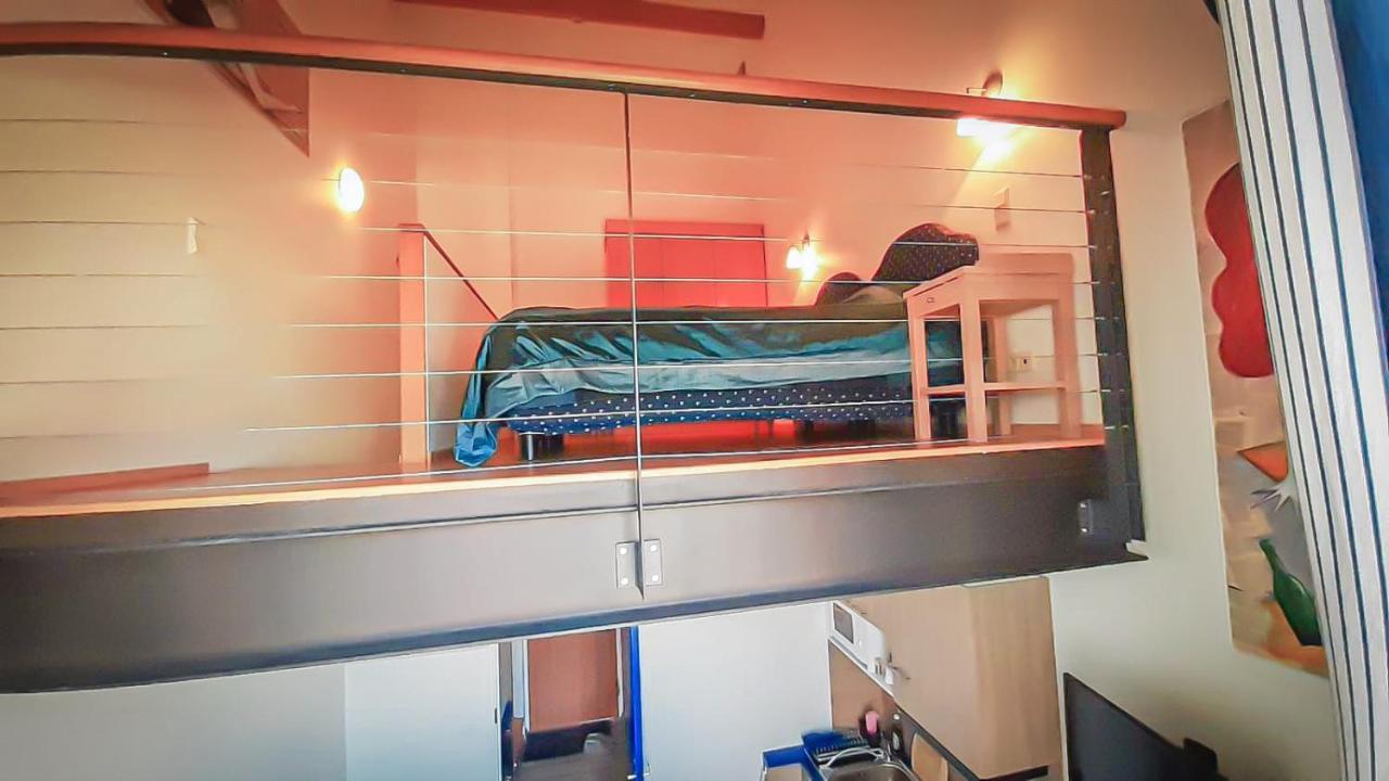 City Beach Apartment Talin Exterior foto