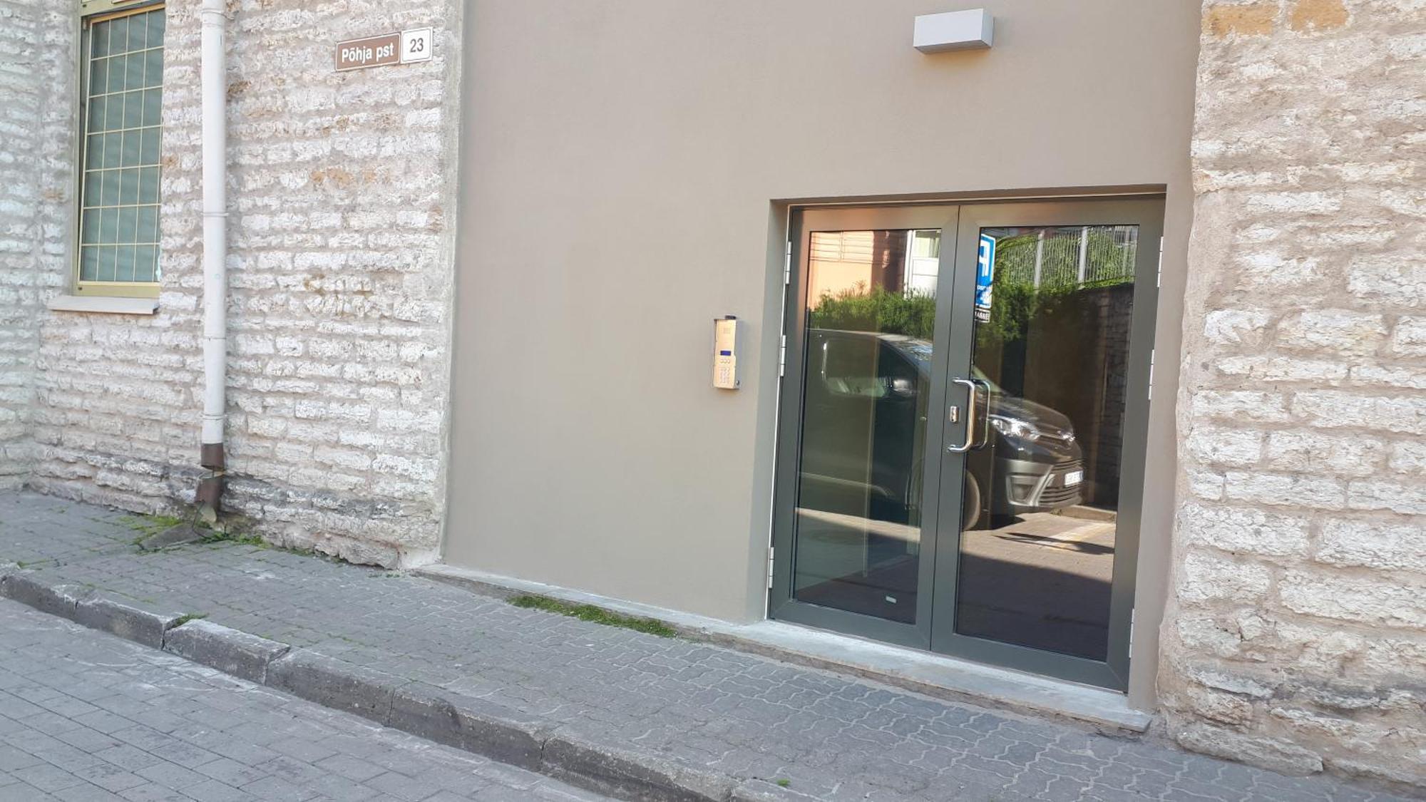 City Beach Apartment Talin Exterior foto