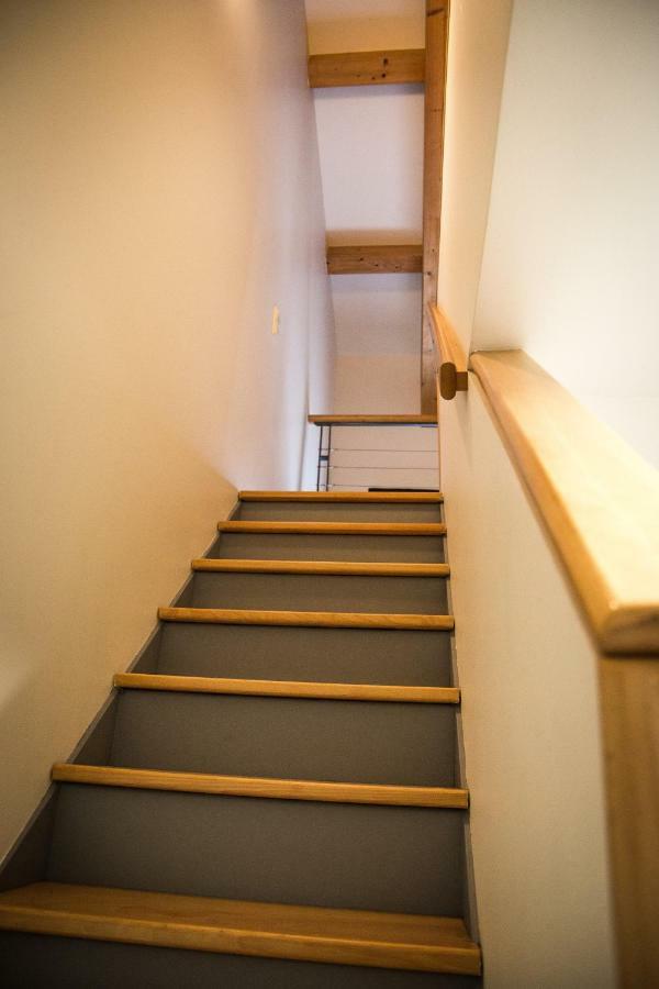 City Beach Apartment Talin Exterior foto